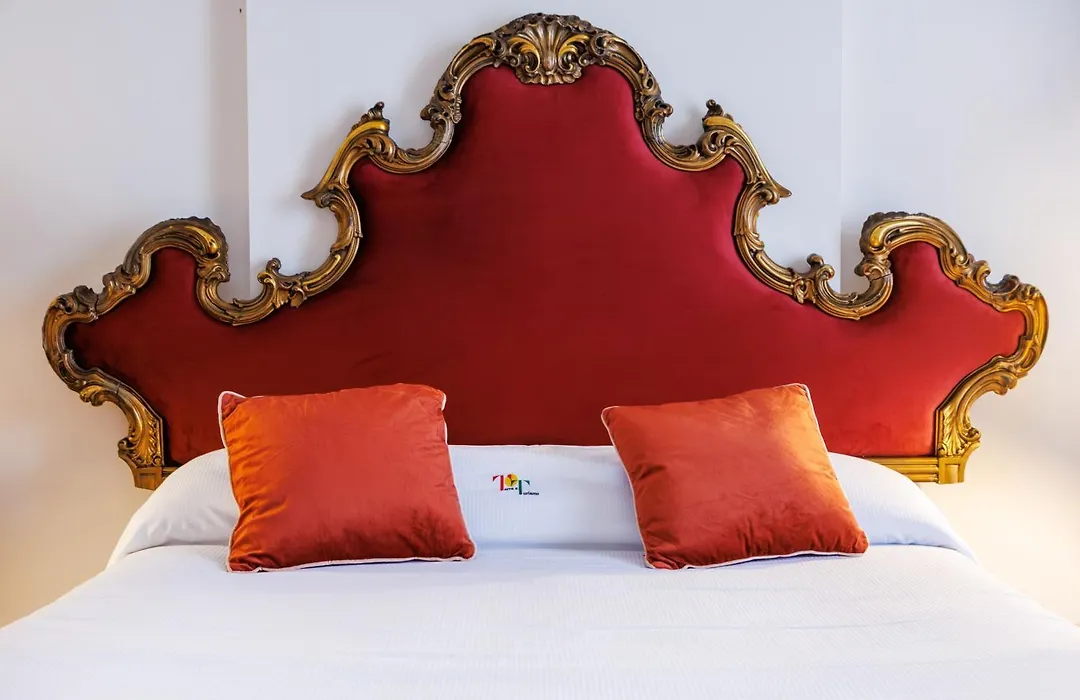 Francalanza City Rooms-1